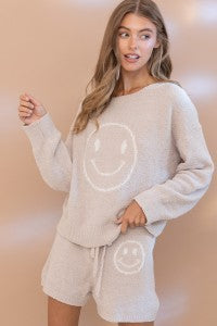 COZY SOFT TOP WITH SHORTS SET Smiley