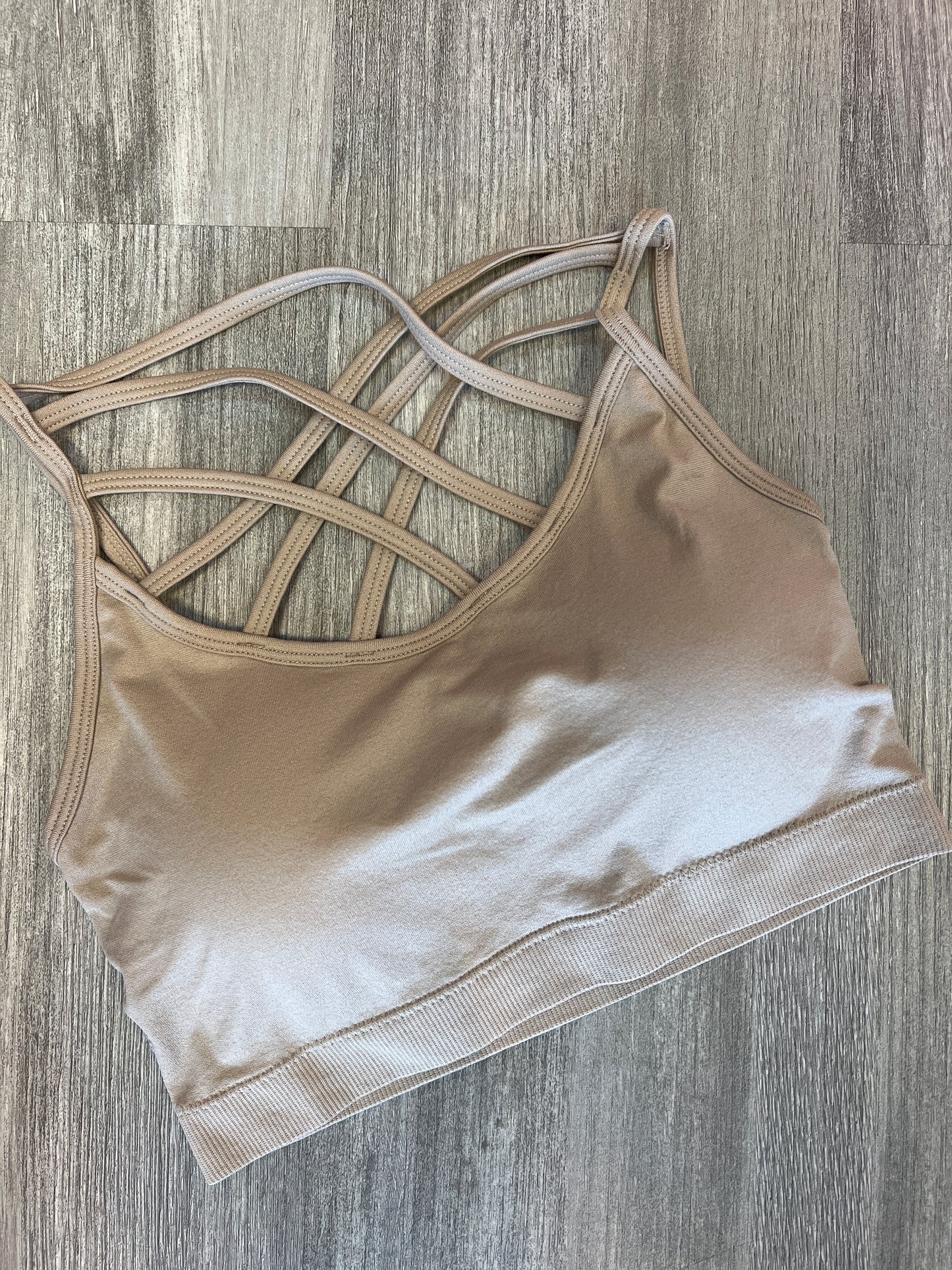 SEAMLESS TRIPLE CRISS-CROSS PADDED BRALETTE