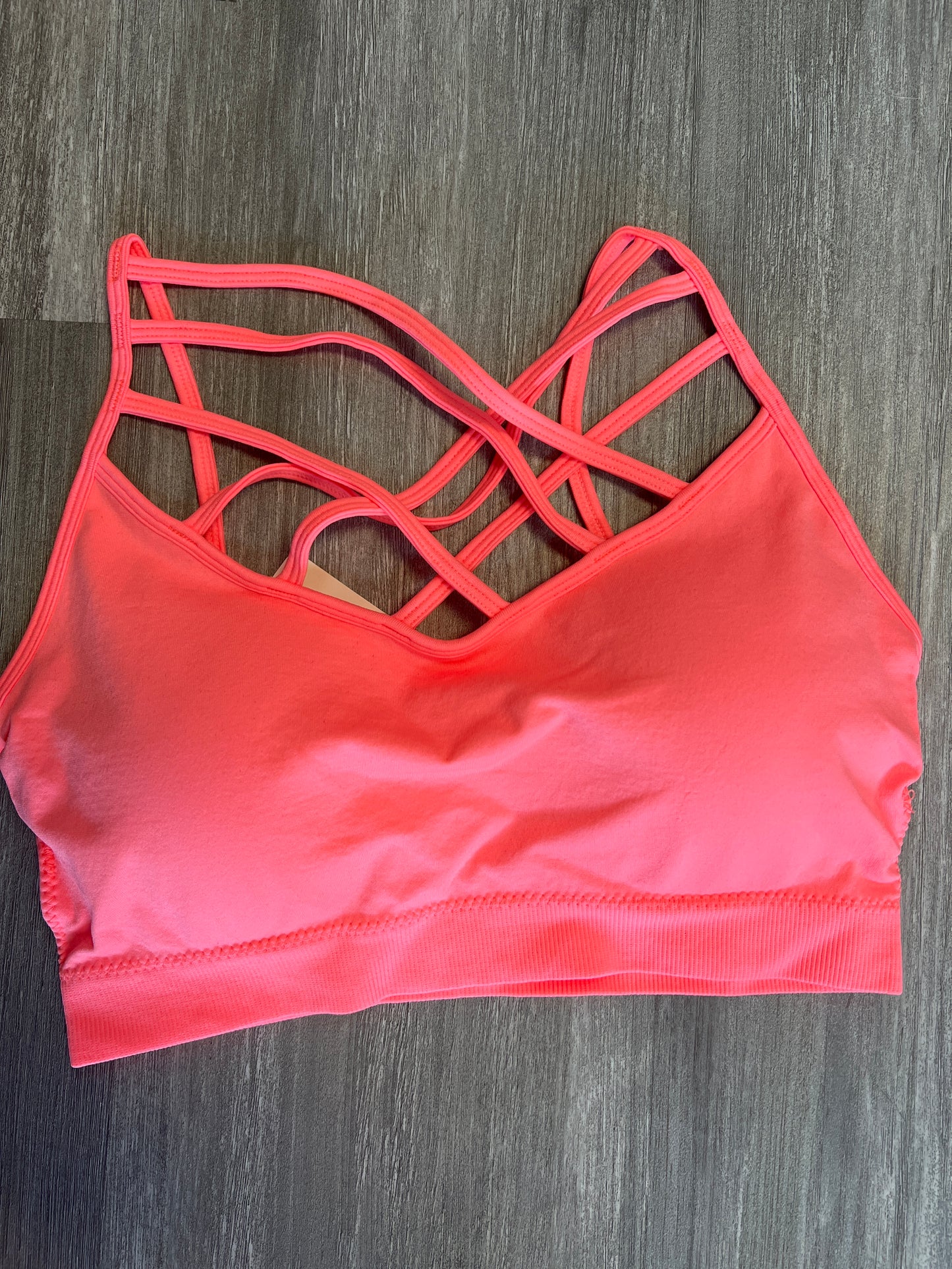 SEAMLESS TRIPLE CRISS-CROSS PADDED BRALETTE