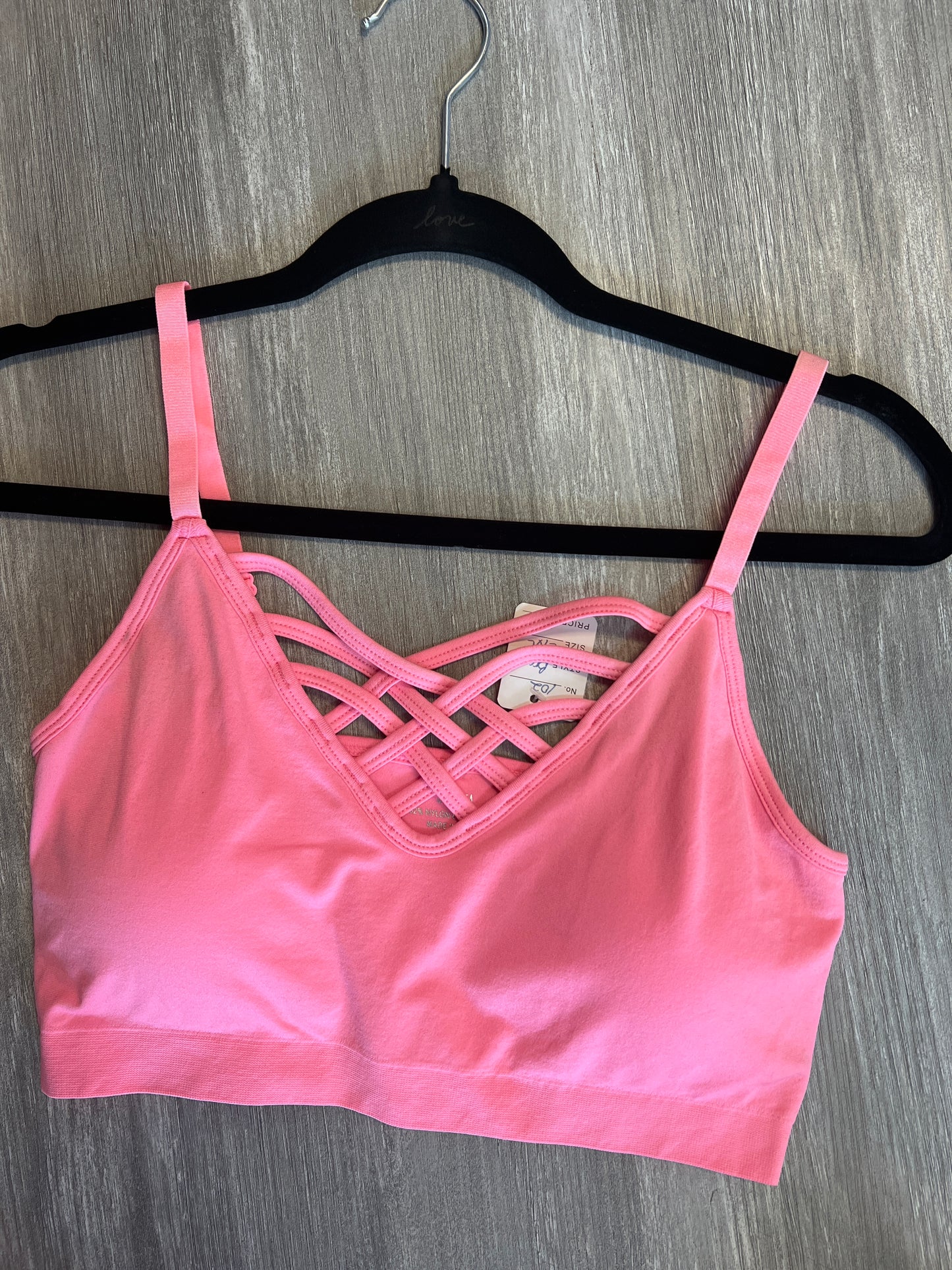 SEAMLESS TRIPLE CRISS-CROSS PADDED BRALETTE